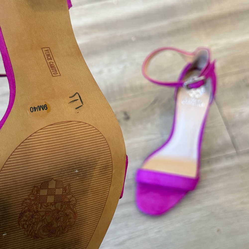 Vince Camuto Block Heel Sandals – Fuchsia Pink – Size 9M – Used Once with Tag - Picture 5 of 5